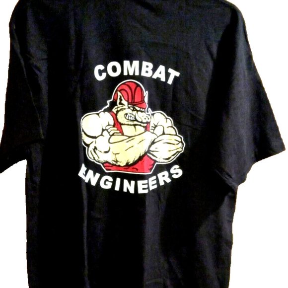 Mens Combat Engineers T Shirt mens large Hanes beefy vintage bull dogs - Picture 1 of 4